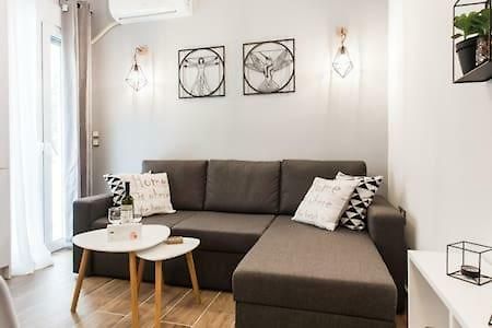 Cozy Studio 50M From Sea Атина Екстериор снимка